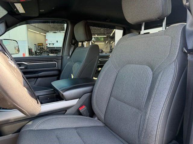 2019 RAM 1500 Big Horn/Lone Star Crew Cab 4x4 57 Box