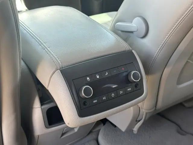 2008 GMC Acadia SLT-1