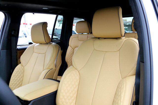 2026 Jeep Grand Cherokee Summit 4x4