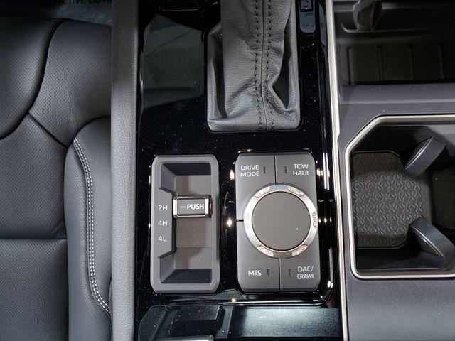 2026 Toyota Tundra Limited CrewMax 5.5' Bed