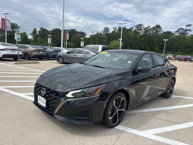 2024 Nissan Altima SR FWD