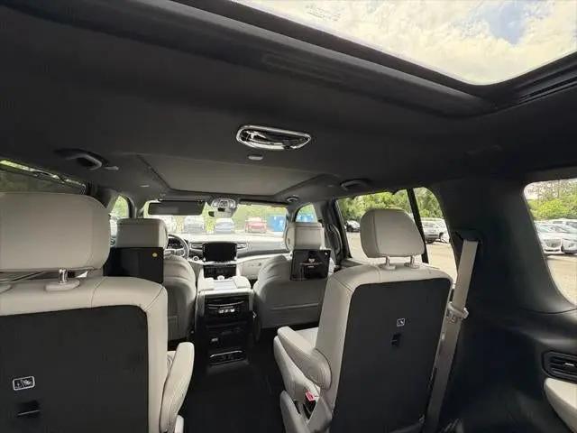 2026 Jeep Grand Wagoneer Limited Altitude 4x4