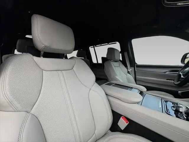 2026 Jeep Grand Wagoneer Limited Altitude 4x4