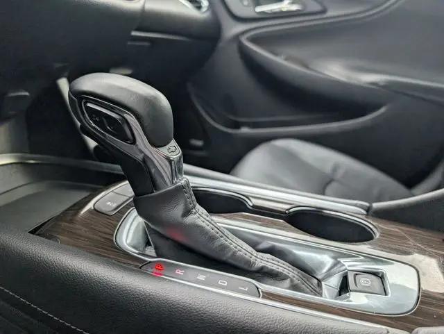2024 Chevrolet Malibu FWD 2LT
