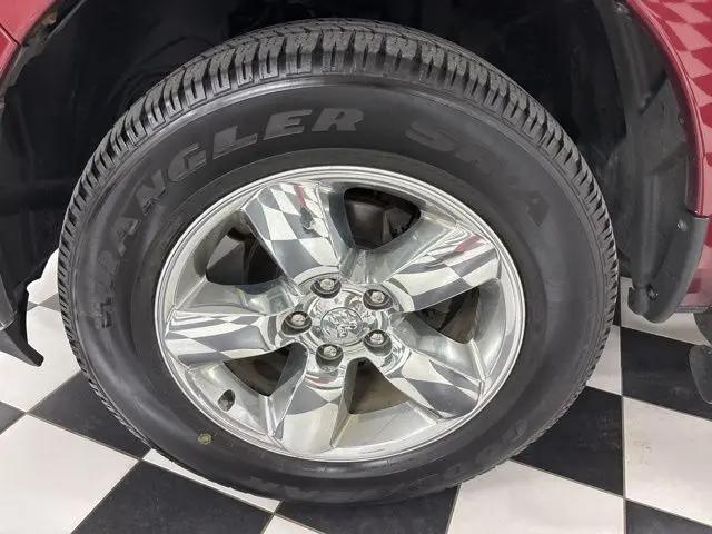 2019 Ram 1500 Classic Tradesman Crew Cab 4x4 5'7" Box