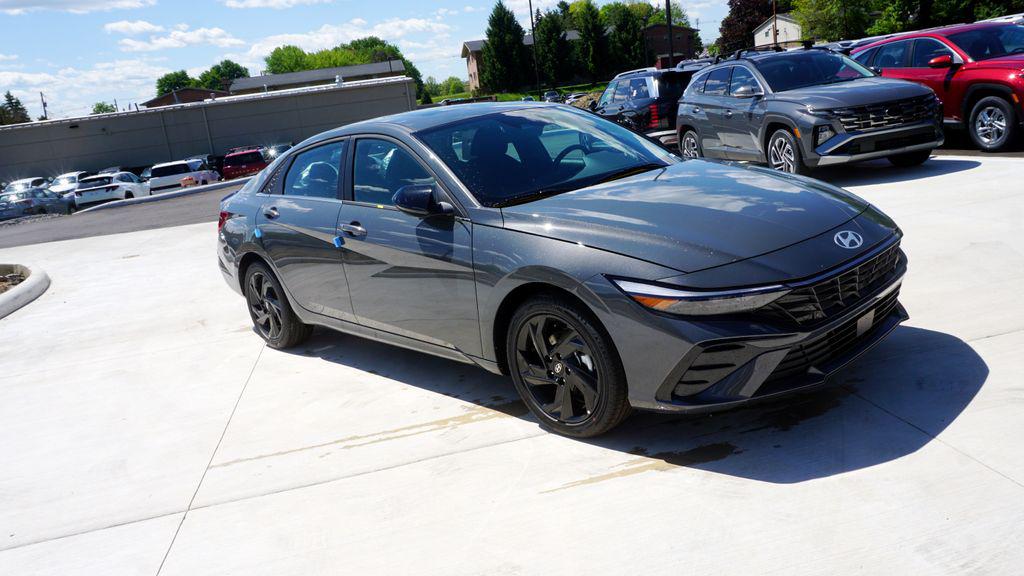 2026 Hyundai Elantra SEL Sport Premium