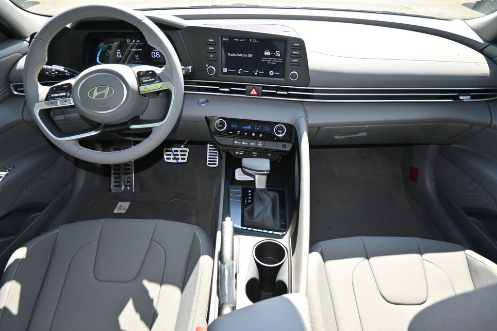 Photo 12