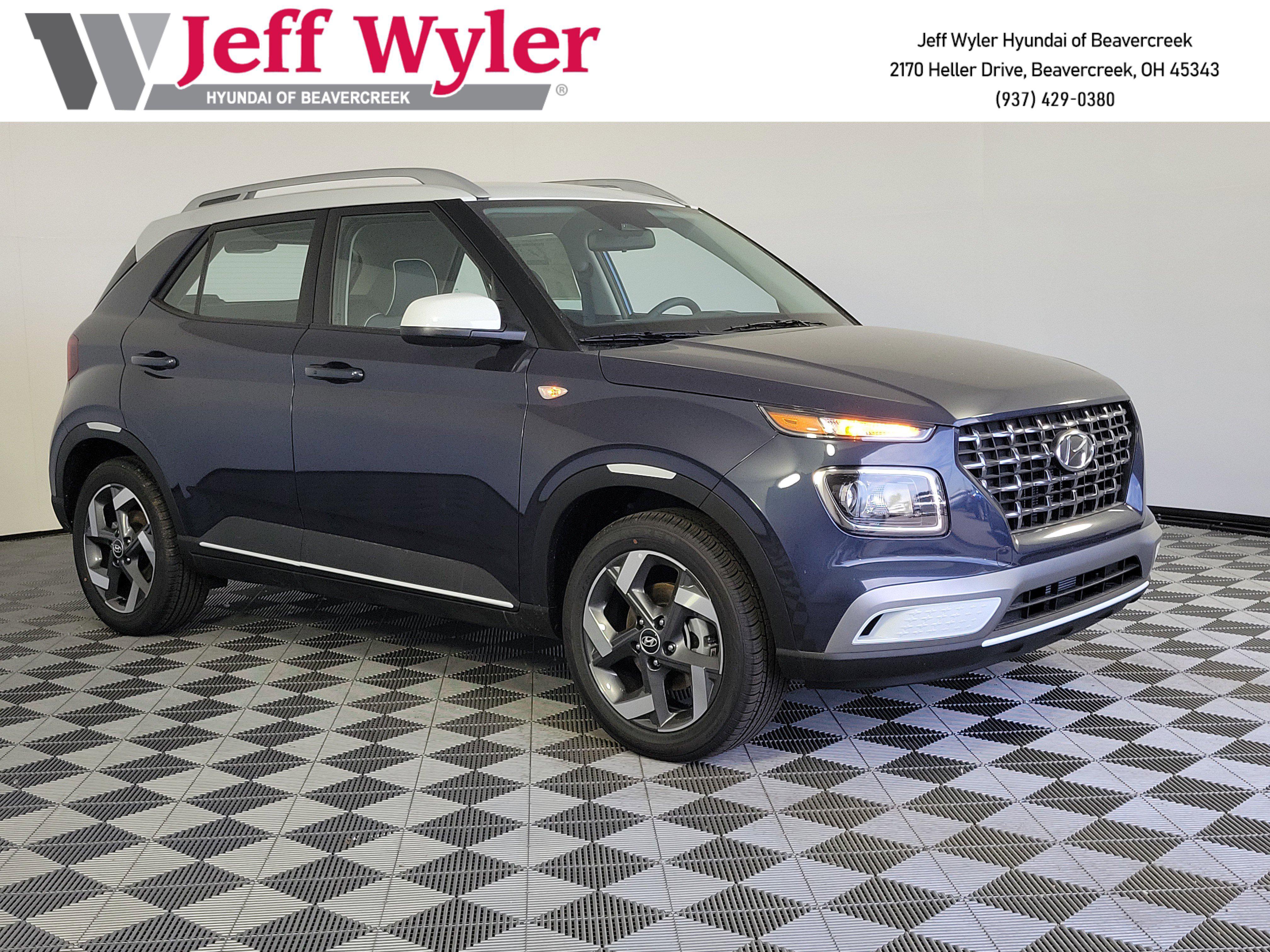 2026 Hyundai Venue SEL w/Two-Tone Roof