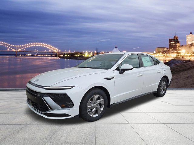 2026 Hyundai Sonata SE's photo