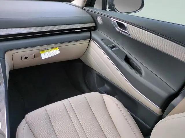 2026 Genesis GV80 2.5T Select AWD