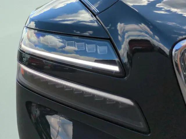 2026 Genesis GV80 2.5T Select AWD