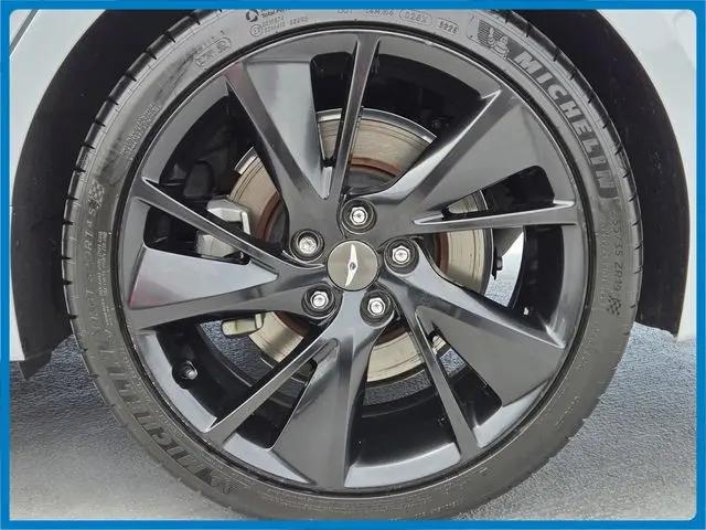 2023 Genesis G70 3.3T RWD