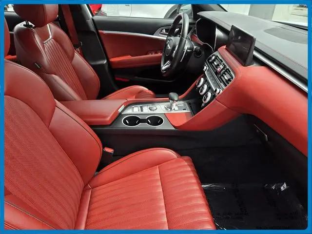 2023 Genesis G70 3.3T RWD