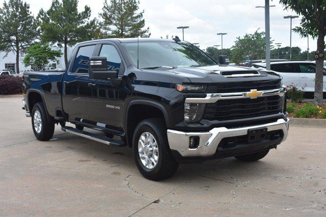 2025 Chevrolet Silverado 3500HD 4WD Crew Cab Long Bed LT