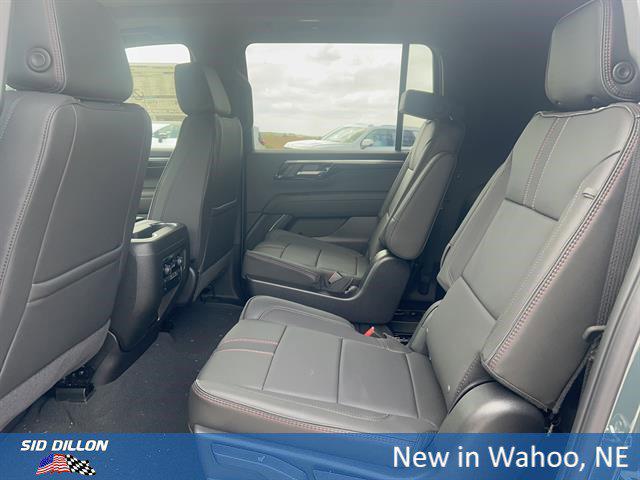 2026 Chevrolet Suburban RST, 4WD