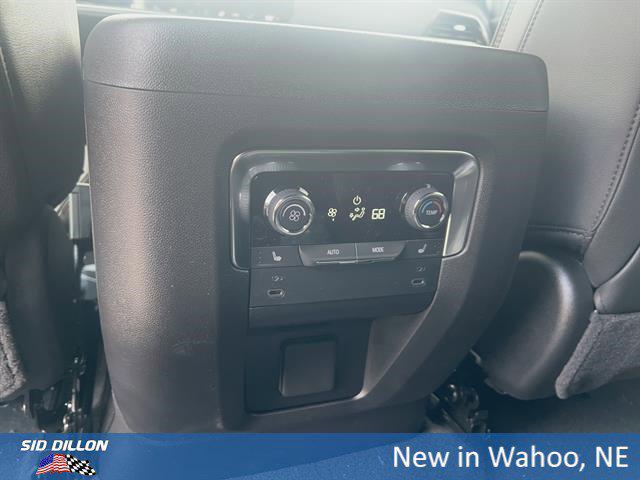 2026 Chevrolet Suburban RST, 4WD