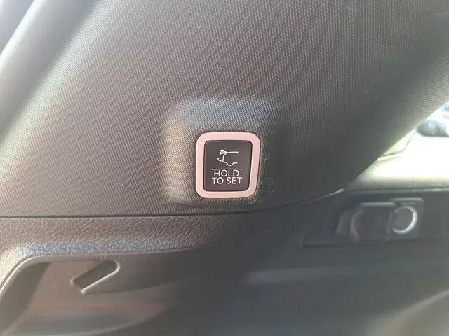 2023 Jeep Grand Cherokee Altitude 4x2