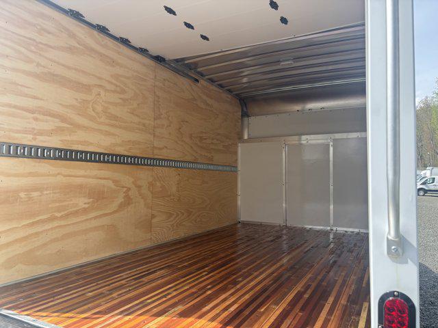 2026 Ford E-350 Cutaway E-350 DRW 158" WB