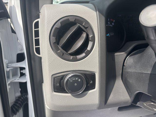 2026 Ford E-350 Cutaway E-350 DRW 158" WB