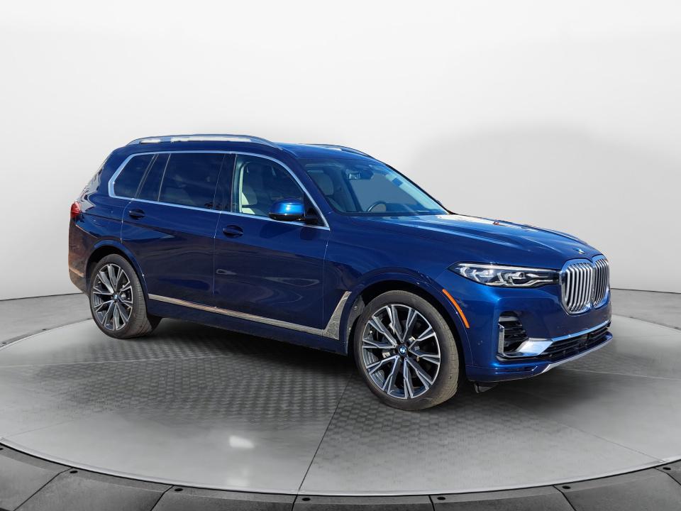 2020 BMW X7 xDrive40i's photo