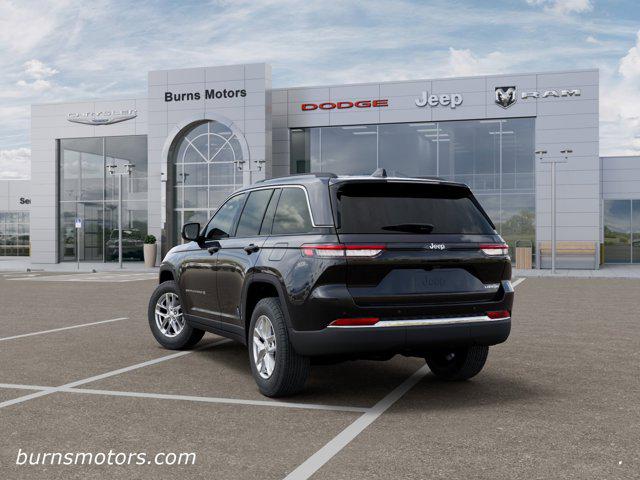 2026 Jeep Grand Cherokee Laredo 4x2