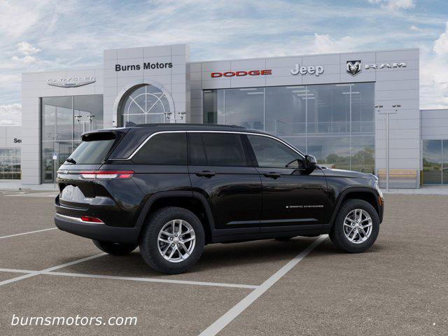 2026 Jeep Grand Cherokee Laredo 4x2