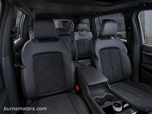 2026 Jeep Grand Cherokee L Altitude 4x2