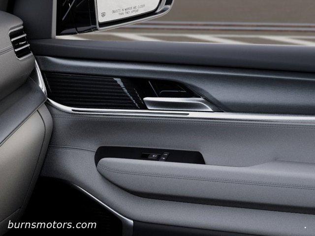 2026 Jeep Grand Wagoneer 4x2