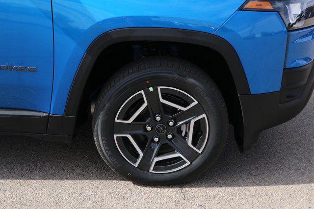 2026 Jeep Cherokee Laredo 4x4