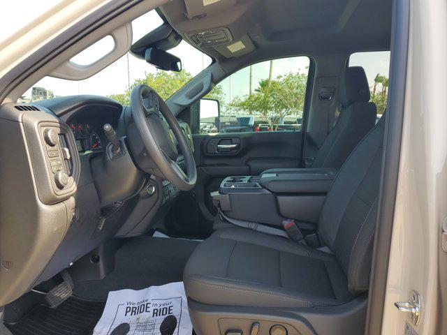2026 Chevrolet Silverado 2500HD Crew Cab, Standard Bed, WT, 4WD