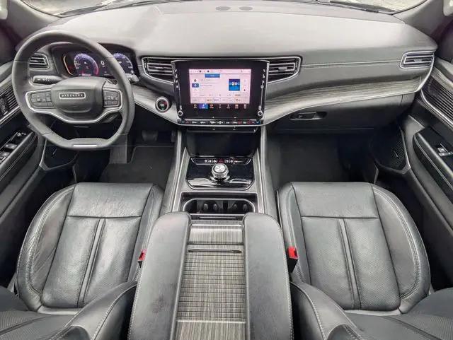 2024 Jeep Wagoneer Series II 4x2