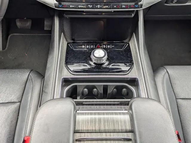 2024 Jeep Wagoneer Series II 4x2