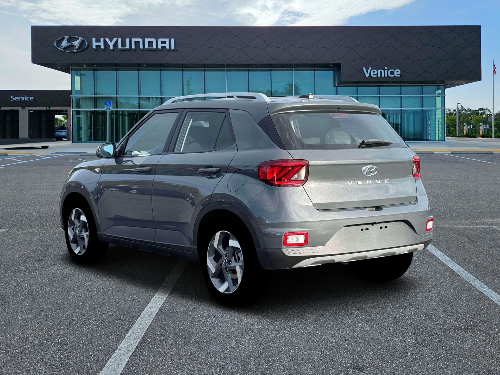 2026 Hyundai VENUE SEL - Image 5