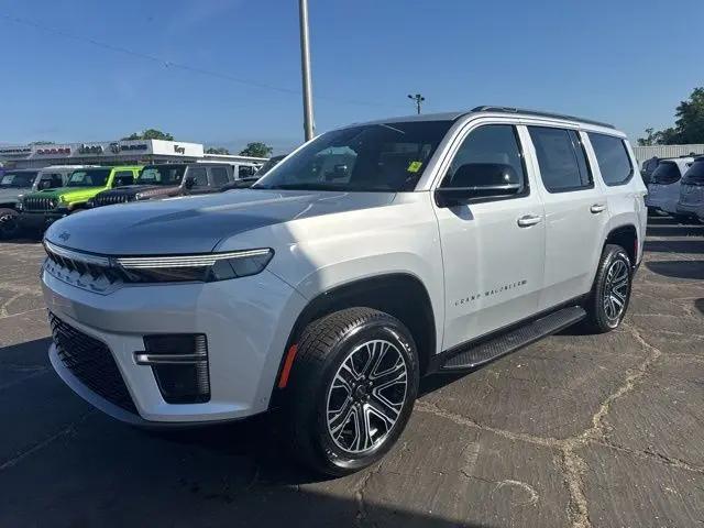 2026 Jeep Grand Wagoneer 4x2