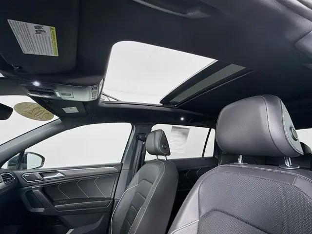 2023 Volkswagen Tiguan 2.0T SEL R-Line