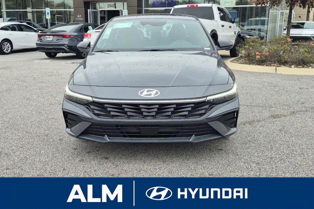 New 2026 Gray HYUNDAI SEL Sport image 3