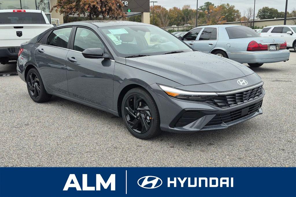 New 2026 Gray HYUNDAI SEL Sport image 4