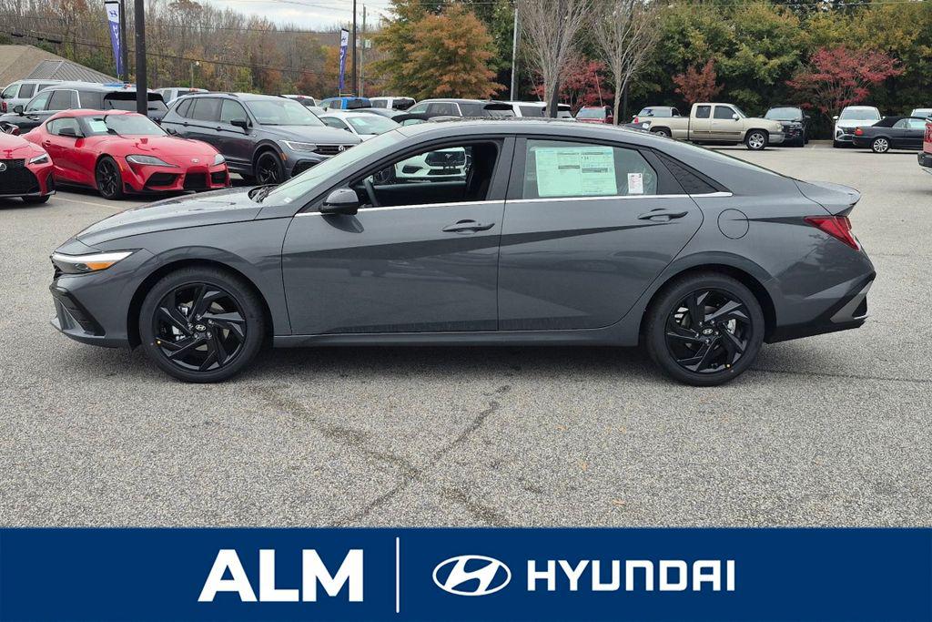 New 2026 Gray HYUNDAI SEL Sport image 10