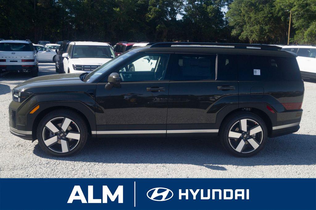 New 2026 Green HYUNDAI Limited FWD image 11