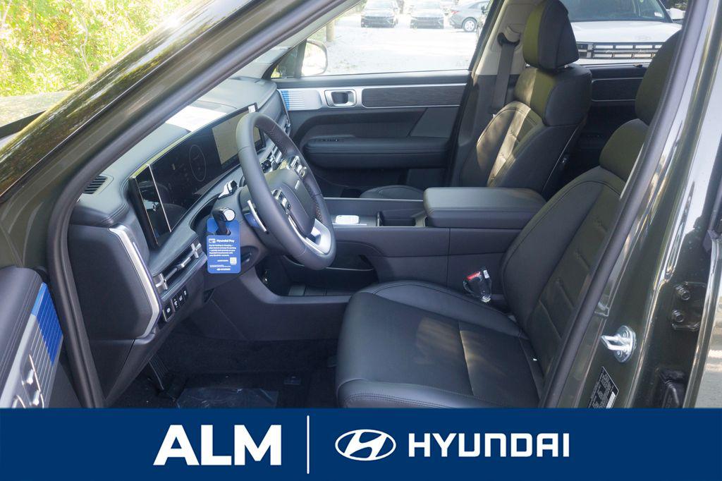 New 2026 Green HYUNDAI Limited FWD image 15