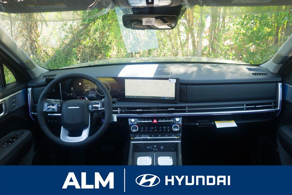 New 2026 Green HYUNDAI Limited FWD image 21