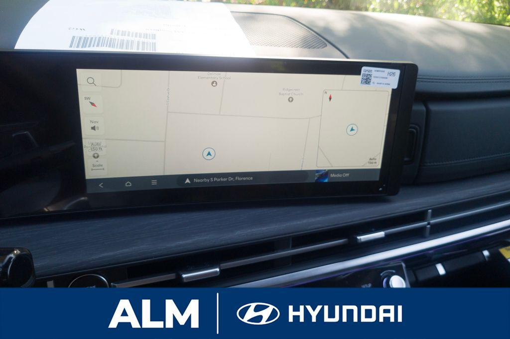 New 2026 Green HYUNDAI Limited FWD image 24