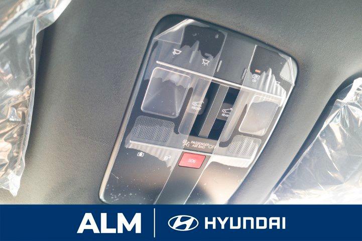 New 2026 White HYUNDAI Calligraphy FWD image 33