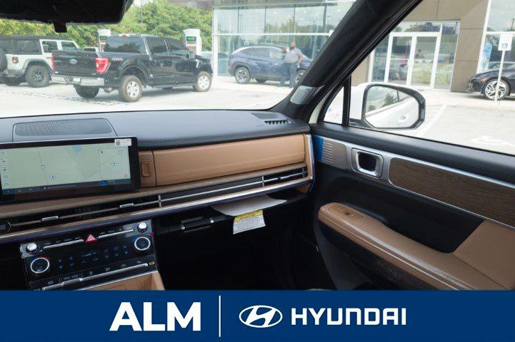 New 2026 White HYUNDAI Calligraphy FWD image 18