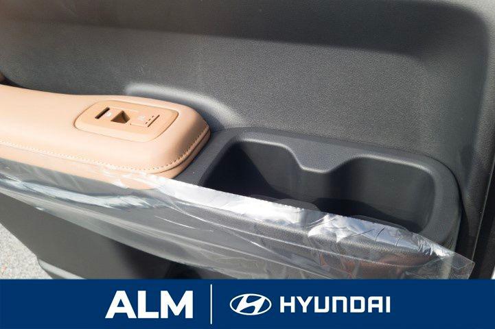 New 2026 White HYUNDAI Calligraphy FWD image 21