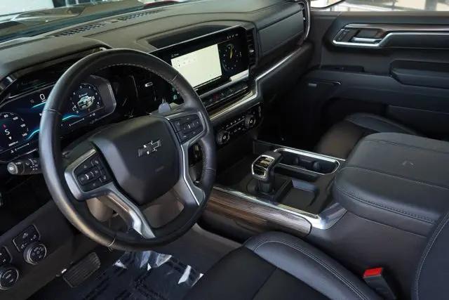 2024 Chevrolet Silverado 1500 4WD Crew Cab Short Bed LT Trail Boss