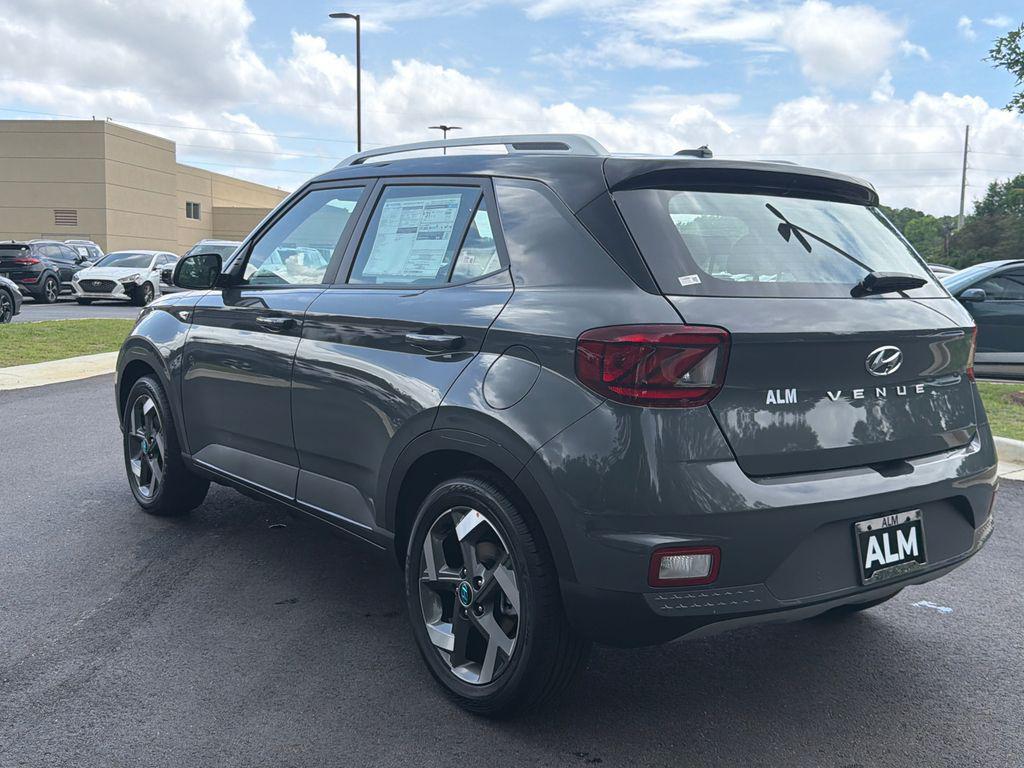 New 2026 Gray HYUNDAI SEL w/Two-Tone Roof image 4