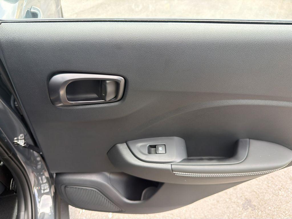 New 2026 Gray HYUNDAI SEL w/Two-Tone Roof image 17