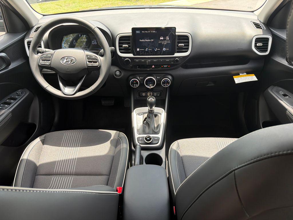 New 2026 Gray HYUNDAI SEL w/Two-Tone Roof image 23