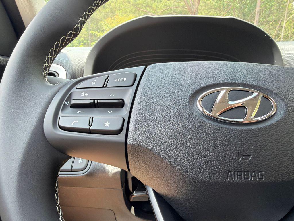 New 2026 Gray HYUNDAI SEL w/Two-Tone Roof image 28